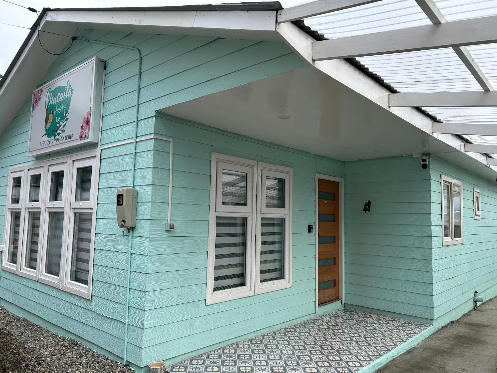 Hostal Chucaita Puerto Cisnes Exteriör bild